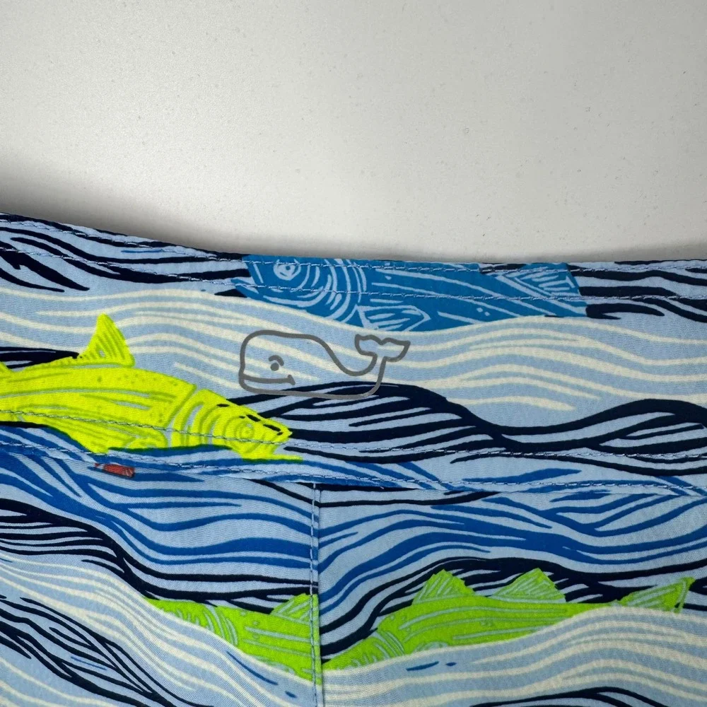 Vineyard Vines Mens 33 Board Shorts Blue Fish‎ Wave Print Swim Trunks Nautical